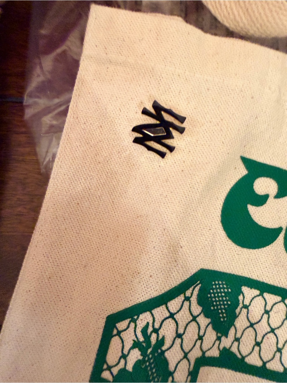 Mitchell & Ness Beige Canvas Eagles 33 Graphic Tote with Green Print - Picture 4 of 5